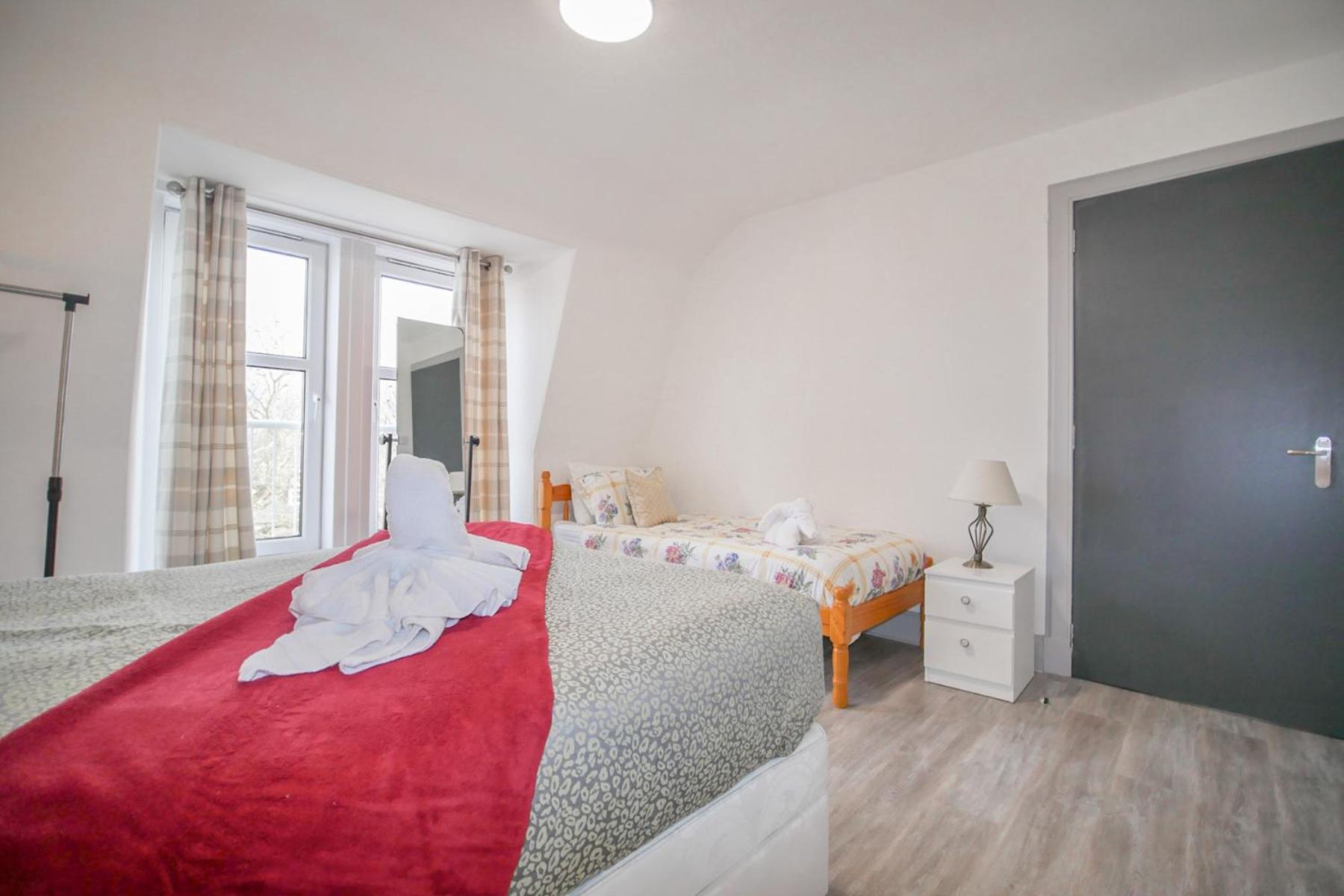 Telford Rd 5 Bedroom House Inverness Bagian luar foto